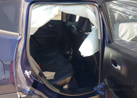 2018 Jeep Compass Latitude 4X4 из США, поврежденный, VIN 3C4NJDBB1JT321011